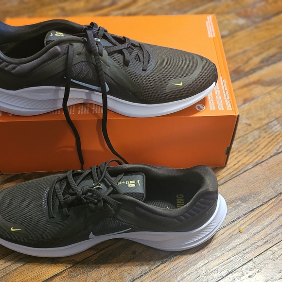 New Nike Quest 5 Men Run Size 12 - Picture 2 of 6